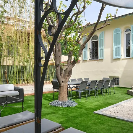 Villa Des Pergolas Au Pied Du Tram ,a 5 Min Des Plages , 15 Min Du Centre , Jacuzzi *
